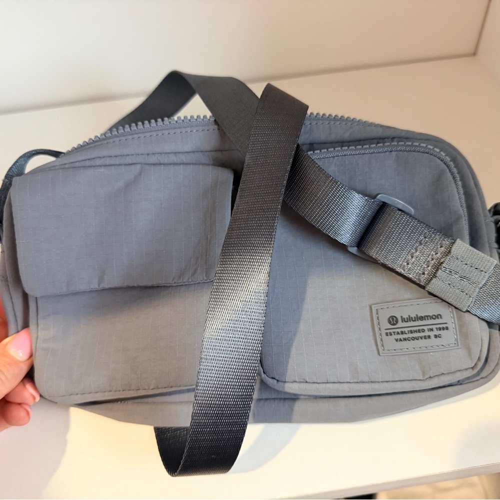 lululemon athletica Charcoal Belt / cross body bag